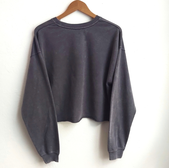 The Beatles Abbey Road crop top sweater medium - Picture 2 of 4